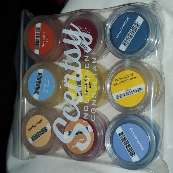 Scentsy Tester 9 pack - Picture 1 of 2